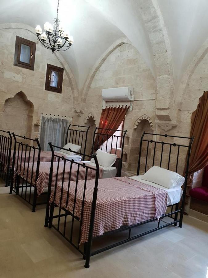 Mardin Tarihi Ulu Cami Yani, Tarihi Konak Exterior photo