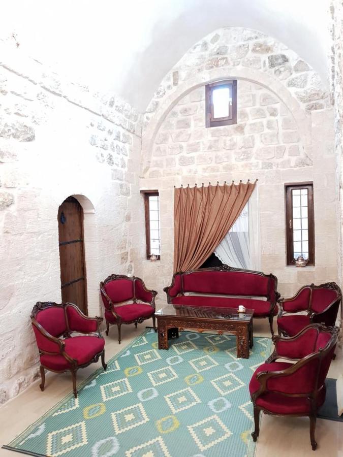 Mardin Tarihi Ulu Cami Yani, Tarihi Konak Exterior photo